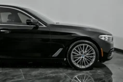 
										2017 BMW 5-Series 530i xDrive full									