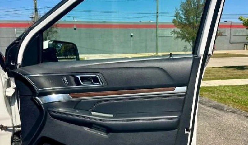 
								2019 Ford Explorer Limited Sport Utility 4D full									