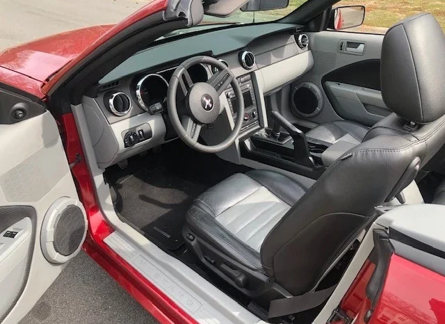 
								2008 Ford Mustang GT full									