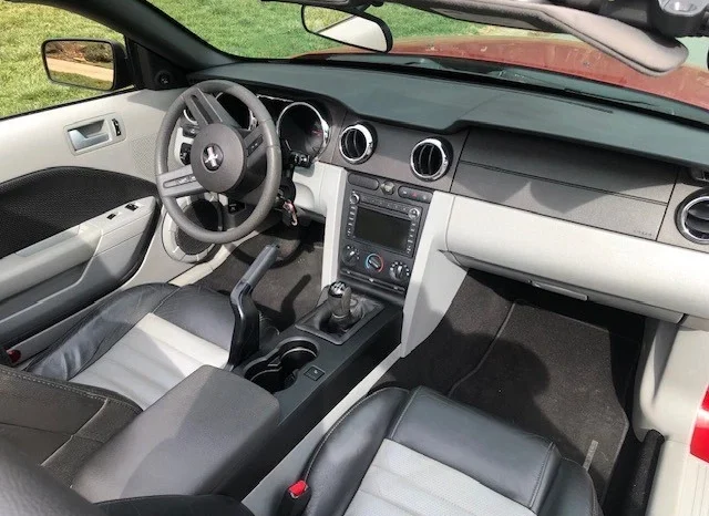 
								2008 Ford Mustang GT full									