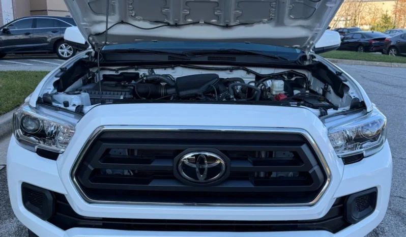 
								2023 Toyota Tacoma DOUBLE CAB SR 2WD 34K MILES full									