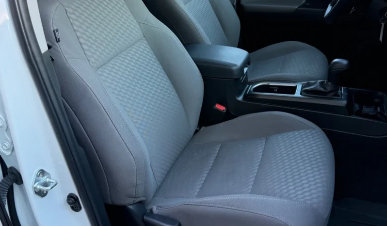 
								2023 Toyota Tacoma DOUBLE CAB SR 2WD 34K MILES full									