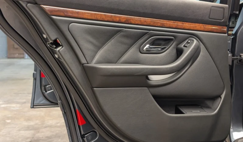 
								2001 BMW 5-Series I full									