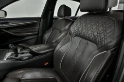 
										2017 BMW 5-Series 530i xDrive full									