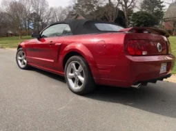 
										2008 Ford Mustang GT full									