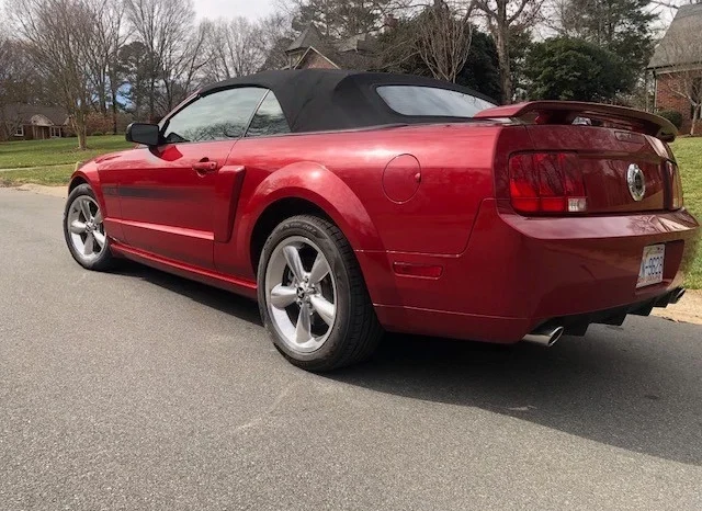 
								2008 Ford Mustang GT full									
