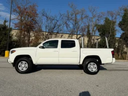 
										2023 Toyota Tacoma DOUBLE CAB SR 2WD 34K MILES full									