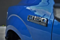 
										2019 Ford F-150 XLT Pickup 4D 6 12 ft full									