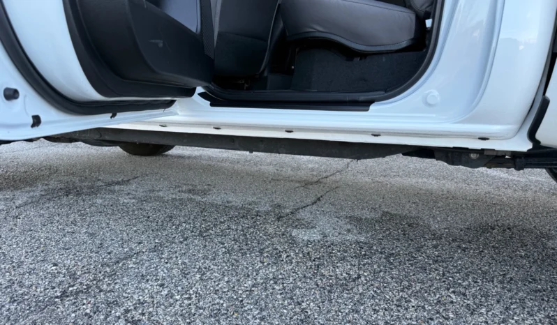 
								2023 Toyota Tacoma DOUBLE CAB SR 2WD 34K MILES full									