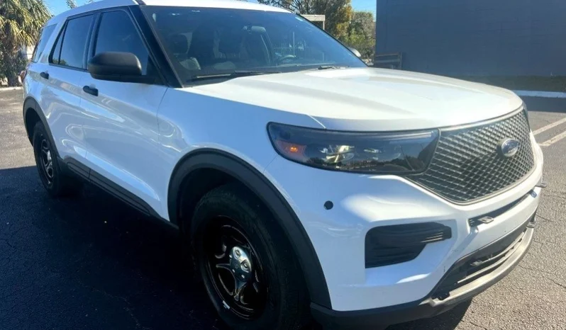 
								2023 Ford Explorer Police interceptor full									