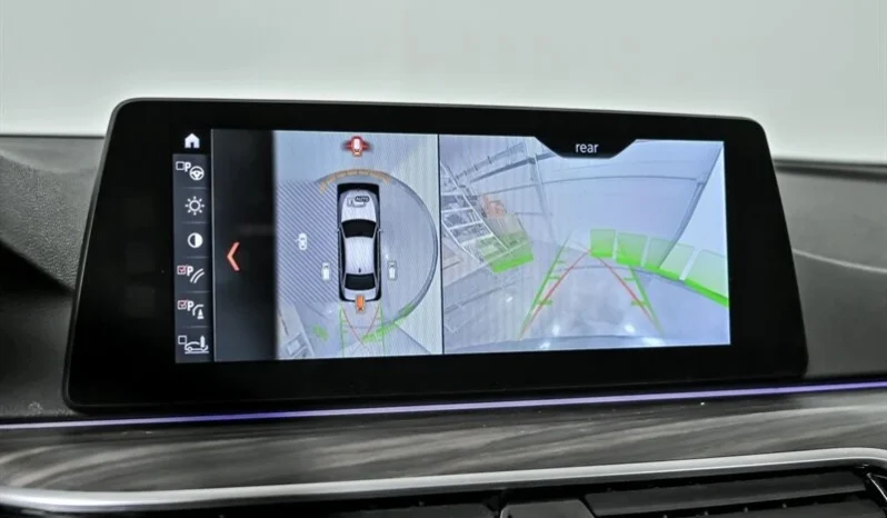 
								2017 BMW 5-Series 530i xDrive full									