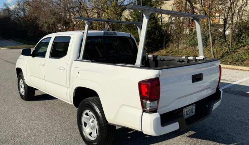 
								2023 Toyota Tacoma DOUBLE CAB SR 2WD 34K MILES full									