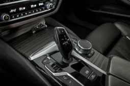 
										2017 BMW 5-Series 530i xDrive full									