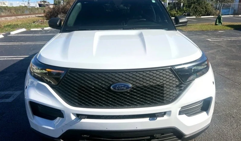 
								2023 Ford Explorer Police interceptor full									