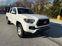 
										2023 Toyota Tacoma DOUBLE CAB SR 2WD 34K MILES full									