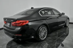 
										2017 BMW 5-Series 530i xDrive full									